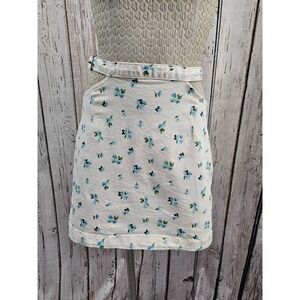 WeWoreWhat Women's Medium White Blue Floral Cut Out Mini Skirt Pencil Style EUC